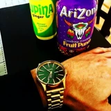 Агент по закупкам старинных мужских часов Nixon Sentry SS с золотым агатом и зеленой пластиной A3561919