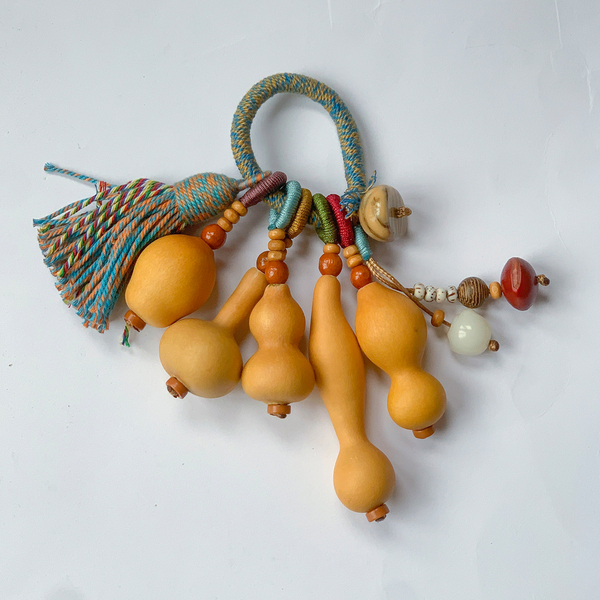 Handmade Small Gourd Pendant, Creative and Exquisite Craft, Suitable for Car, Home, Bag, Keychain, and Phone Decoration