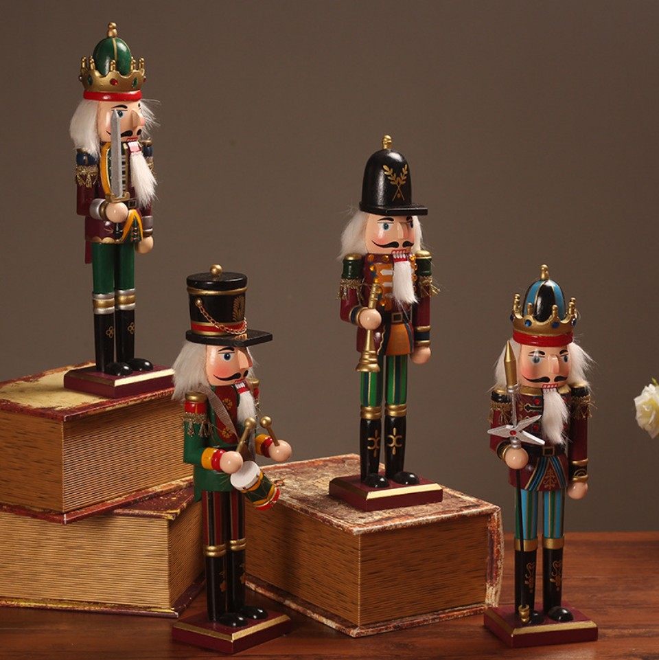 Wooden ornaments American country solid wood decoration home 30cm Nutcracker puppet soldier cafe study living room