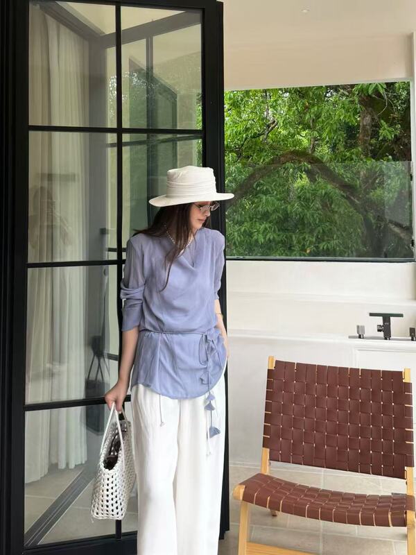 European Station 2026 Summer New V+.Com French Style Elegant Tie-Waist Shirt with Lace Back Slit Top