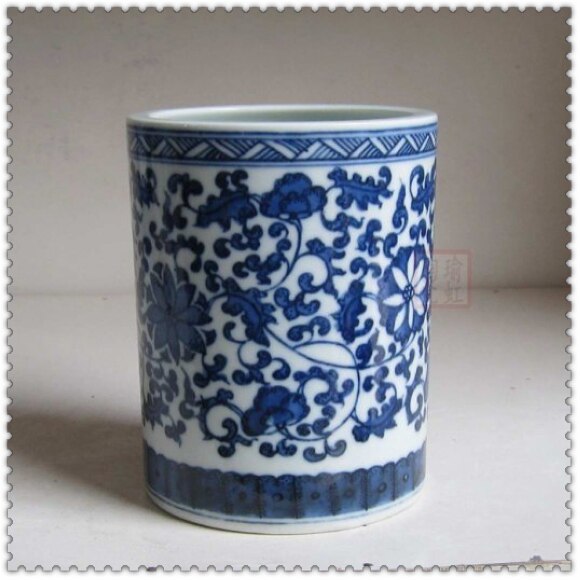Overvalued recommendation YY Jingdezhen Ceramic instrumental hand-painted antique point artificial green flower stalking lotus pen holder containing cylinder special price