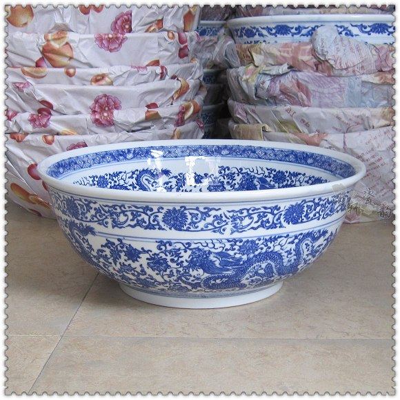 Overvalued recommendation Jingdezhen ceramic ware antique green flower Kowloon wearing flower decoration fish bowl basin water shallow swing piece special price