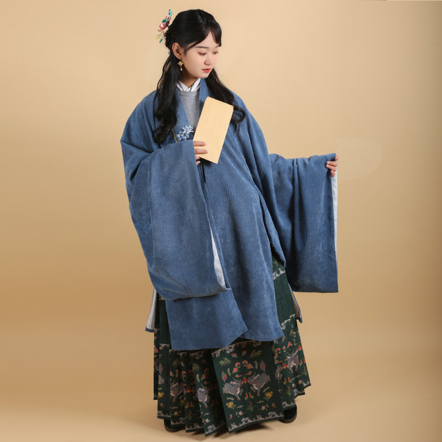 Bahuang original Ming-made Hanfu solid color cloak, everyday versatile solid color jacket, corduroy autumn and winter outer wear