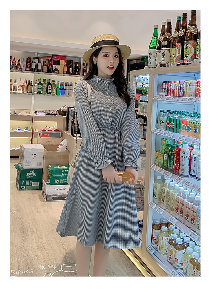 VK旗艦店 韓系復古立領收腰顯瘦小格紋喇叭長袖洋裝