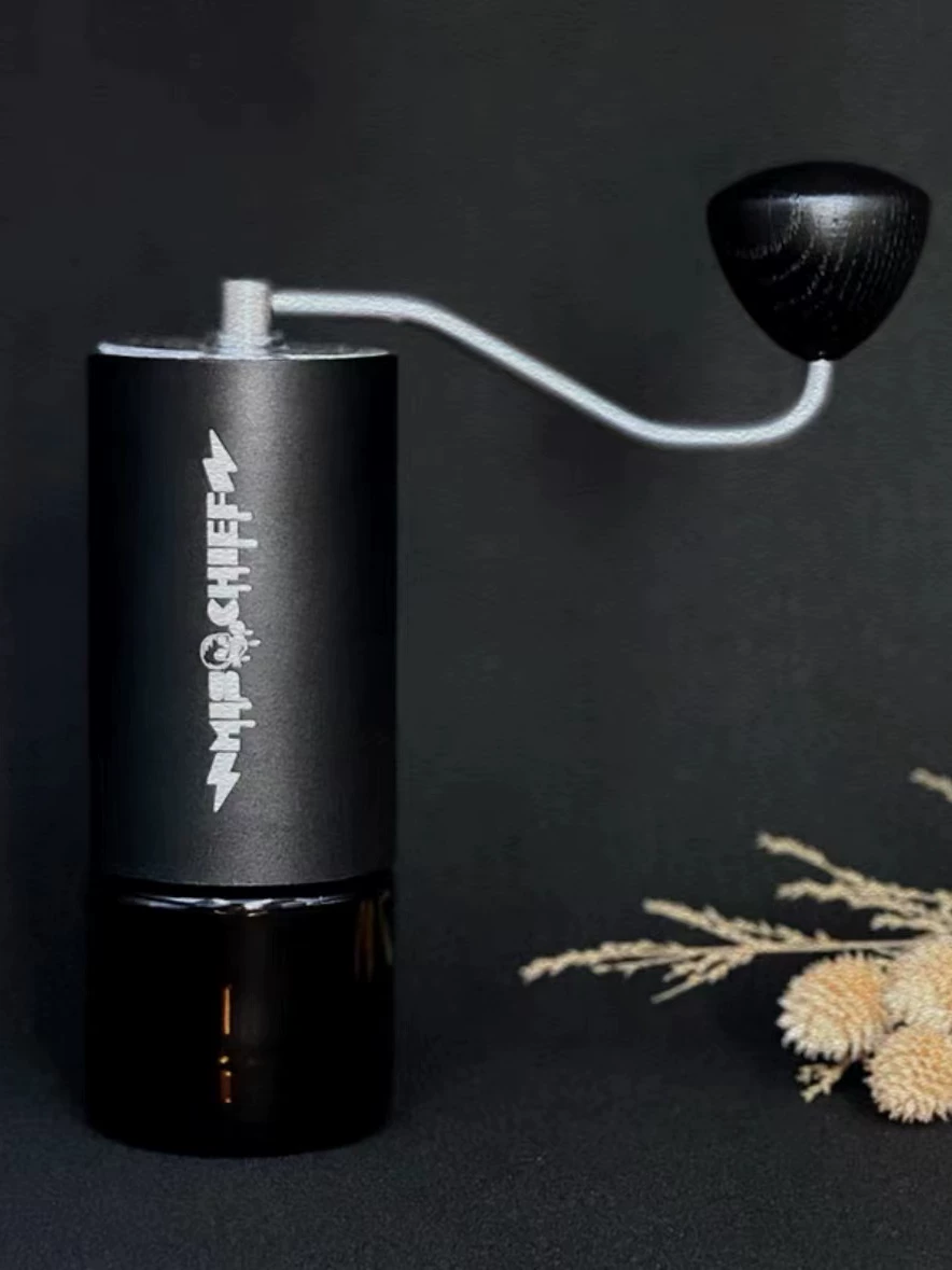 Провергающие/пранковое MISCHIEF M40 рукоятно-кофе Grinder машина с высоким содержанием азота сталь 7 звезд нож голова рукоять-подобное сердце из стали