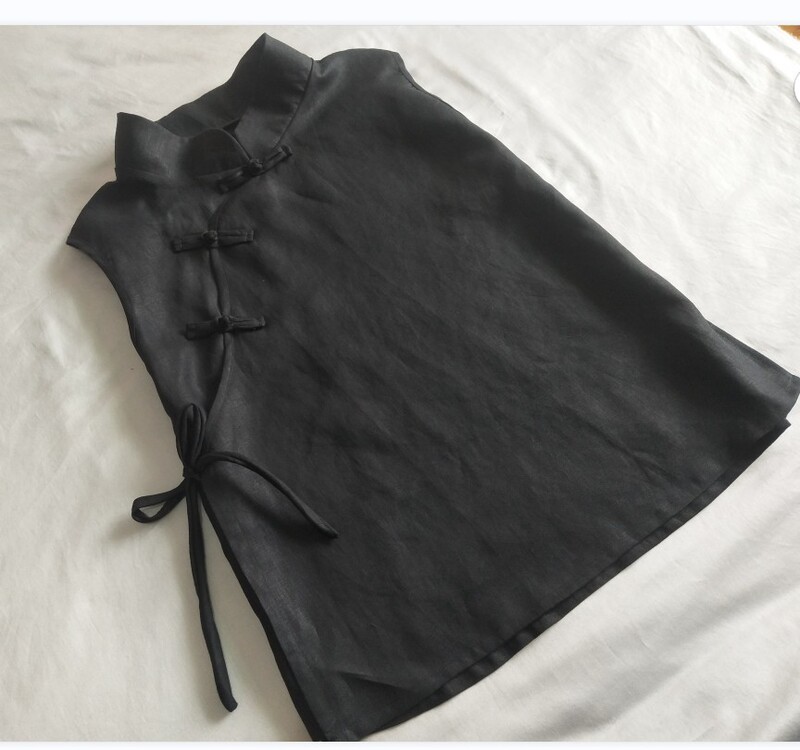 Qingchen Original Spring and Summer New Style Stand-Up Collar Buttoned Pure Black Linen Top Women's Sleeveless Vest Tea Shirt Qingchen Original Spring and Summer New Style Stand-Up Collar Buttoned Pure Black Linen Top Women's Sleeveless Vest Tea Shirt