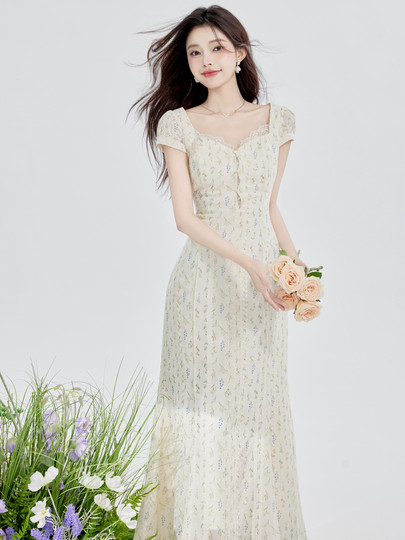 初恋清纯奶甜裙子法式温柔风纯欲碎花连衣裙仙女长裙夏季2025新款