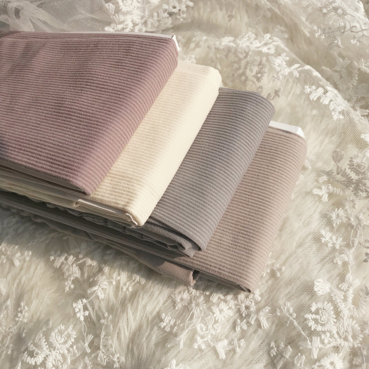 AY To films early autumn 120D vertical stripes micro-pressure pants socks leg socks milk white milk tea milk curry color pants socks