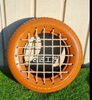 Имбирный сетчатый стул