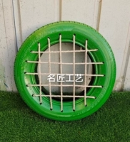 Зеленая чистая табуретка