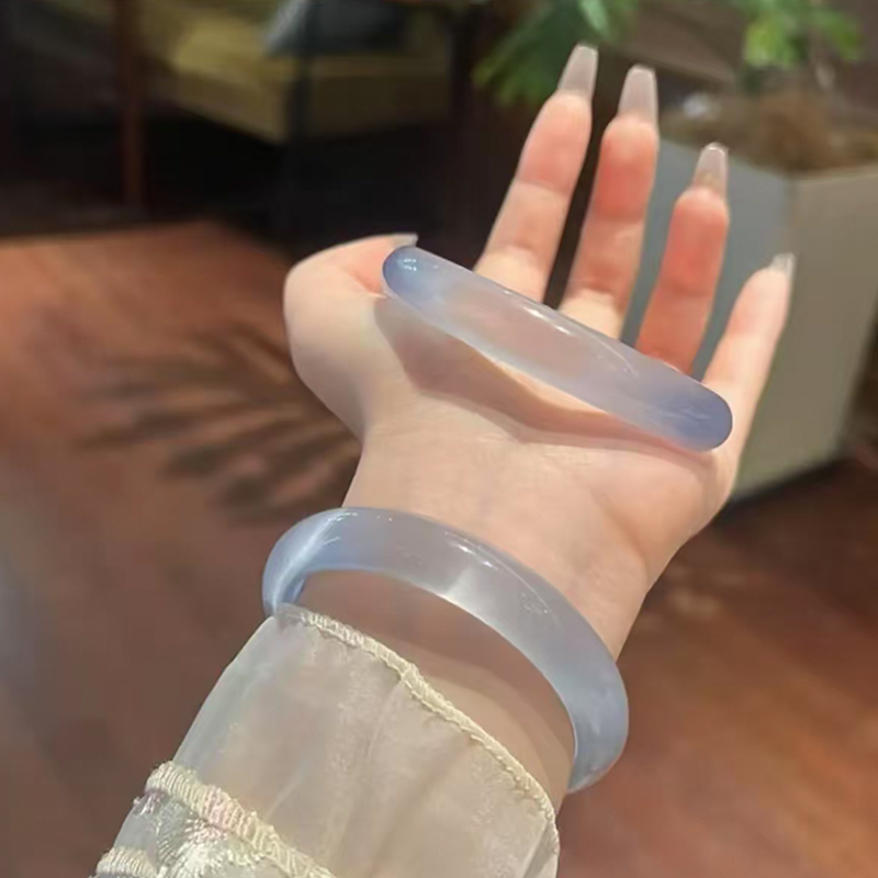 Slightly Flawed, High-Transparency White Moonlight Cat's Eye Stone Glass Internet-Famous Bracelet for Women, Light Luxury, Sweet and Versatile Jade Bracelet, Chinese Style Jewelry