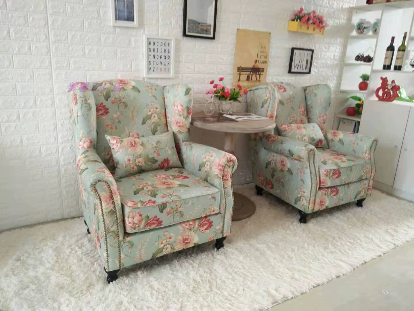 Sofa vải đơn giản hiện đại căn hộ nhỏ hổ ghế đơn giản ba người Mỹ Bắc Âu ánh sáng sang trọng đồ nội thất - Ghế sô pha