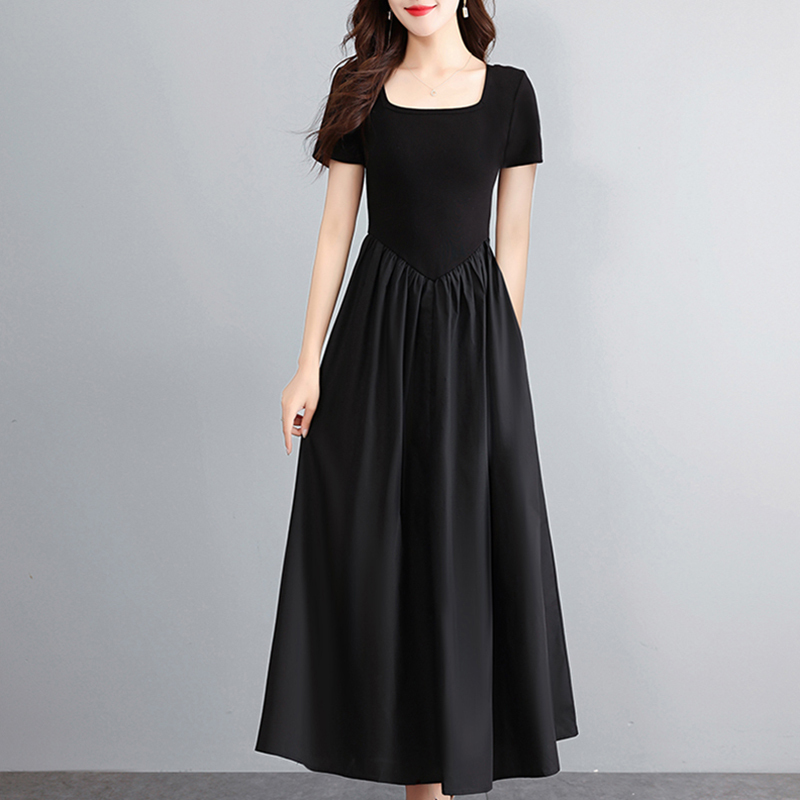 Square-Neck Black Dress, Elegant and Slim-Fitting, with a High-End Hepburn Style, Long Dress, Summer 2026 New Women's Clothing, Summer Dress