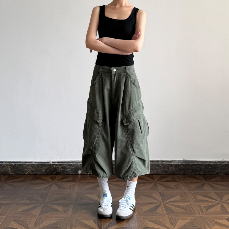 Neut American Retro Military Green Cropped Cargo Pants for Women Vibe High Street Loose Wide-Leg Large Pocket Casual Shorts