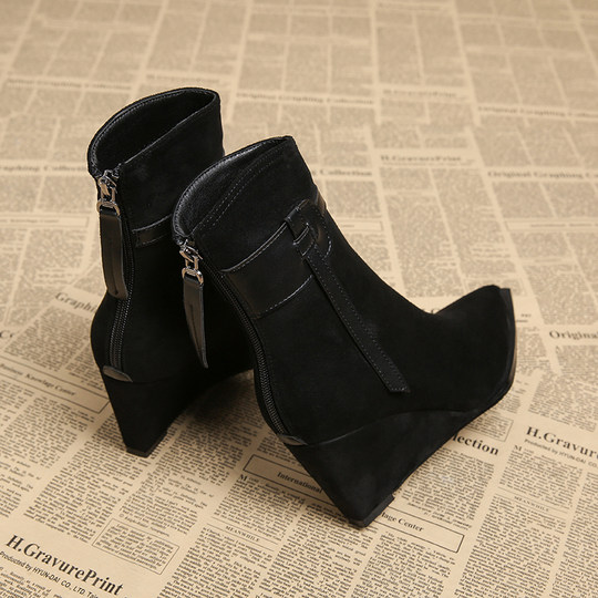 Genuine Leather Wedge Heel Height-Increasing Early Autumn Stylish Short Boots 2025 Autumn and Winter Stunning French Socialite Women's Boots