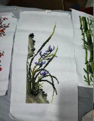 Cross stitch Meilan bamboo chrysanthemum quadruple small drawing room thread embroidery new simple embroidery Dashan water painting handmade finished product