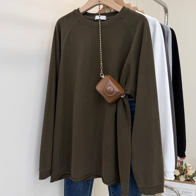 Autumn and Winter Retro Pure Cotton Mid-Length Loose T-Shirt for Women, Solid Color Layered Long-Sleeve Base Shirt Paired with Shark Pants Autumn and Winter Retro Pure Cotton Mid-Length Loose T-Shirt for Women, Solid Color Layered Long-Sleeve Base Shirt Paired with Shark Pants
