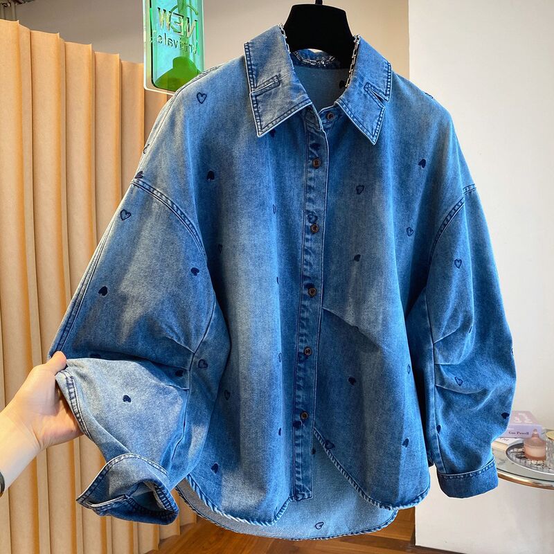 Extra Large Size 150kg Heart-Print Blue Denim Shirt for Men and Women, New Spring Style, Loose Fit, Versatile Top with Turn-Down Collar