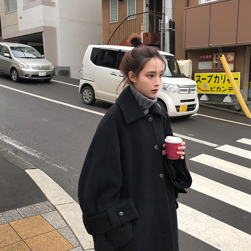 Mid-length woolen coat women's 2021 autumn and winter new Hepburn style small temperament woolen coat Korean version