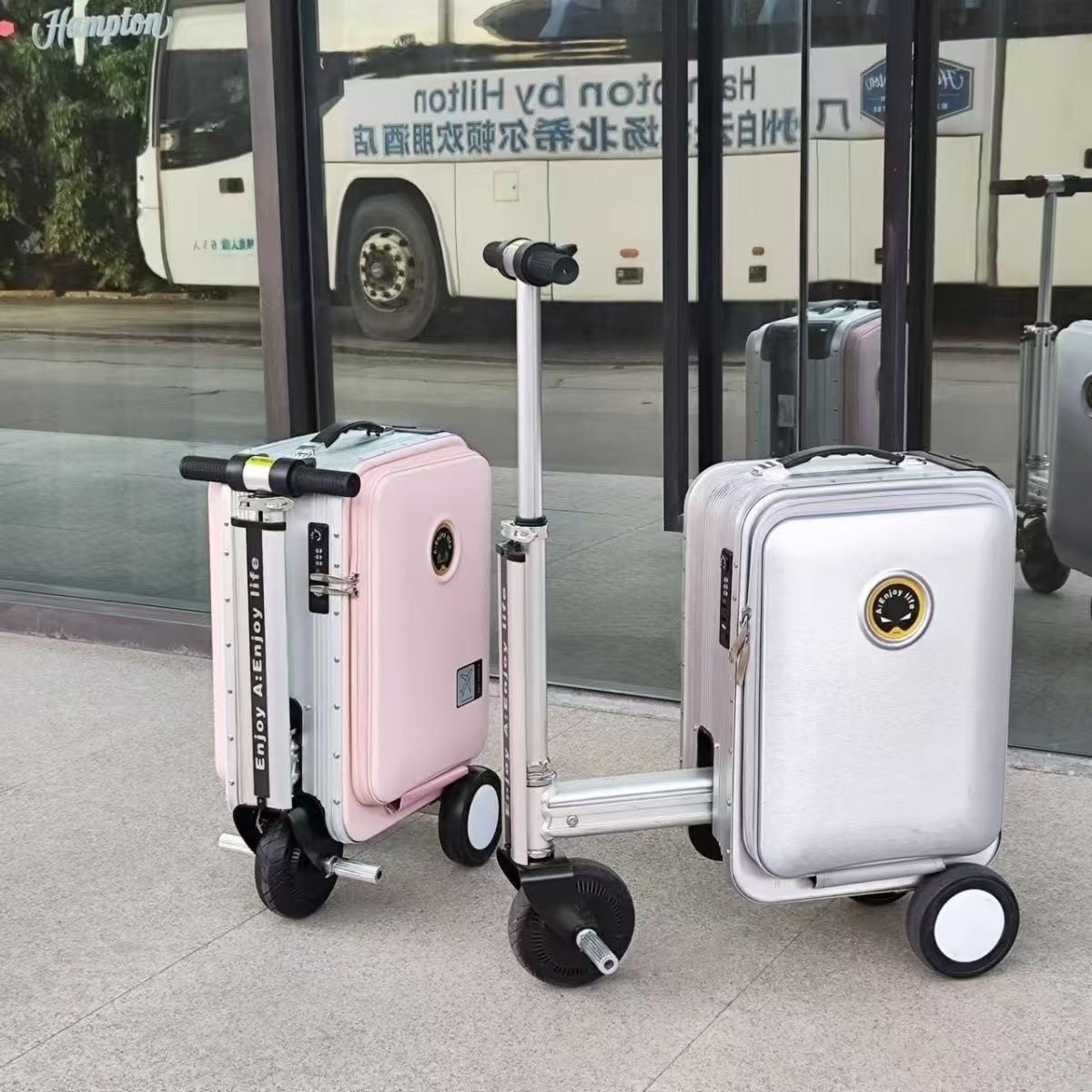 Сертифицированный по стандарту 3C электрический чемодан для багажа smart trolley case Elway с такой же молодежной версией чемодана для верховой езды