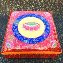 Buddhist worship mat Worship mat kneeling mat Lotus solid wood kneeling mat futon meditation mat meditation mat kneeling stool