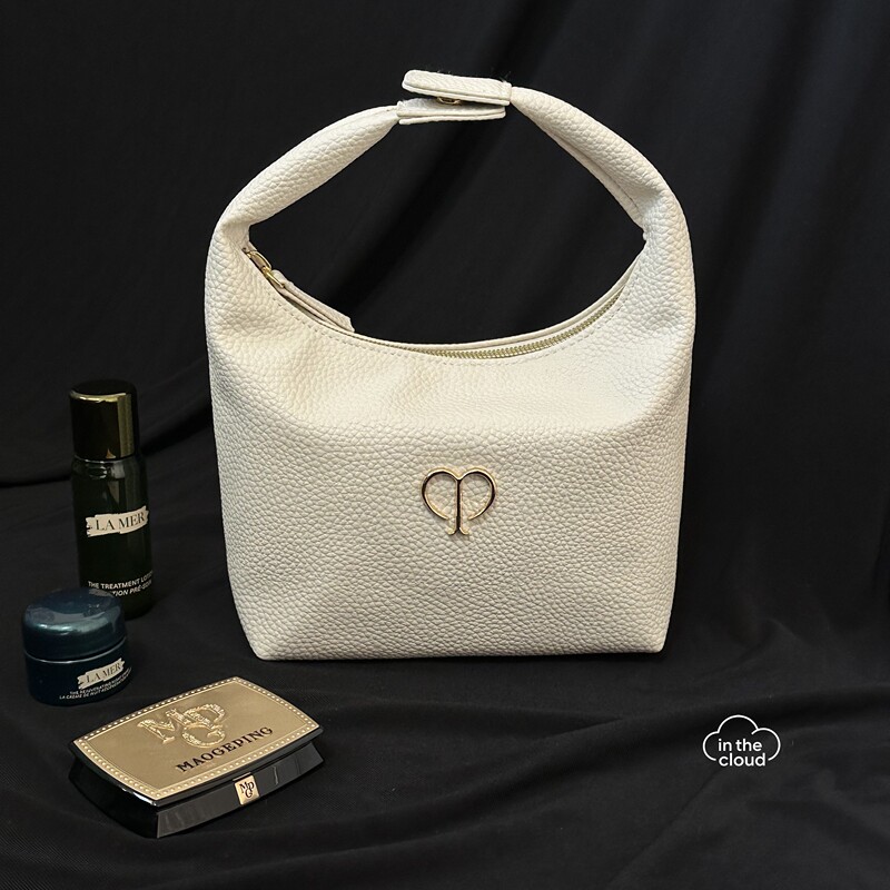 Cpb Us Region Exclusive! High-End Luxury Makeup Bag for Ladies, Portable Travel Waterproof Storage Bag for Women