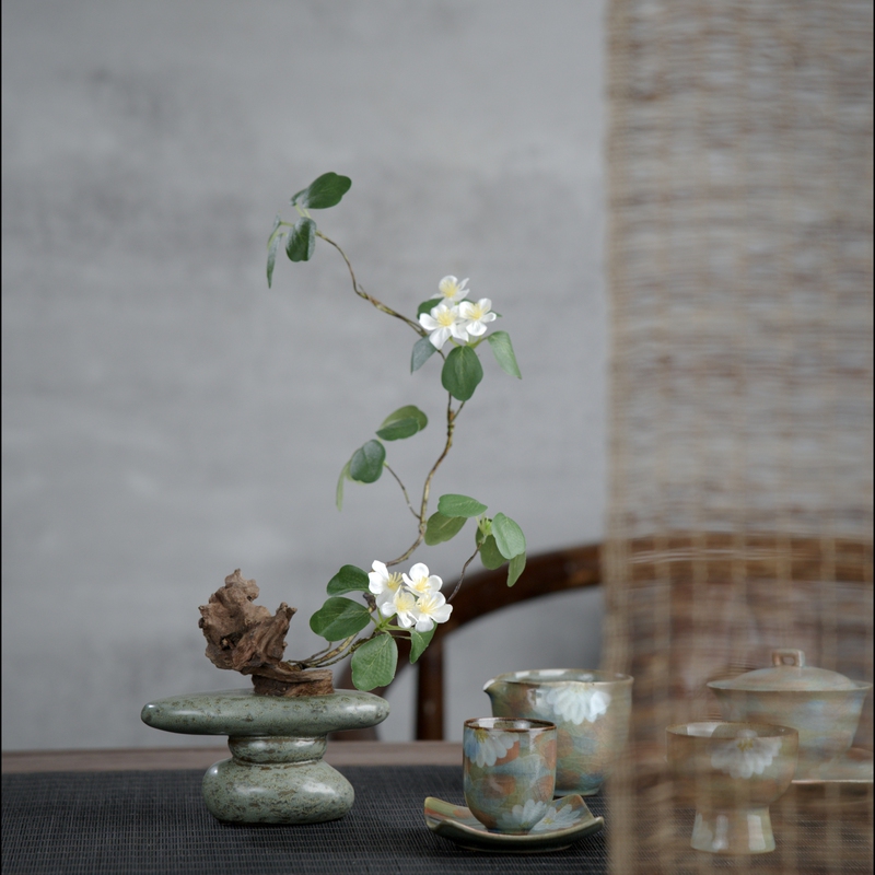 Song Dynasty Aesthetic Floral Ornaments, Zen-Style Stacked Stone Ceramic Flower Vessels, Natural Driftwood Tabletop, Entrance Hall, Tea Room, Wabi-Sabi Decoration
