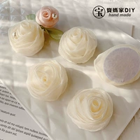 5 см бежевая роза 1