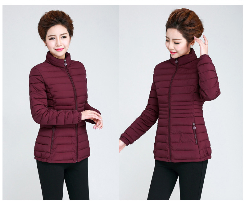 Phụ nữ cotton chống mùa ngắn trung niên mẹ mỏng mảnh mai giảm béo phù hợp với áo khoác nữ để xử lý áo khoác mùa đông váy cho người trung tuổi