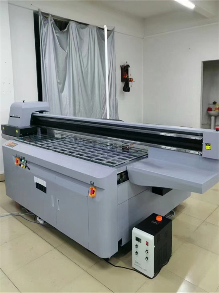 限时抢购。二手鼎力理光UV打印机+金谷田2513手机壳打印机，创业必备神器