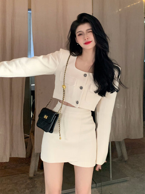 Xiaoxiangfeng square collar short high-end long-sleeved jacket + high-waisted skirt for women autumn 2023 new fashion suit