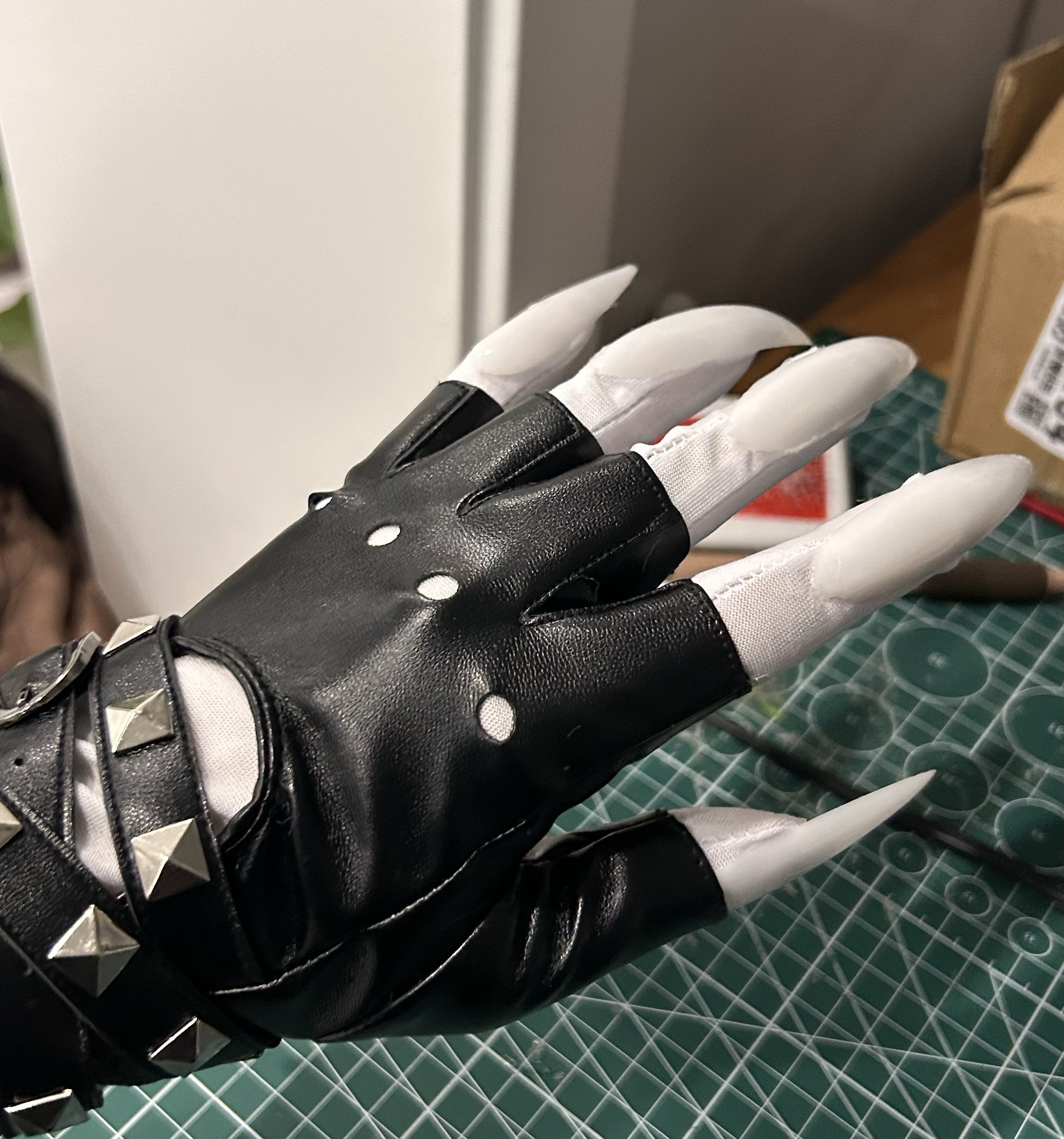 🐾🐾 二次元必备:自设兽装风格的兽爪手套 🦾-furry福瑞-淘宝好物网