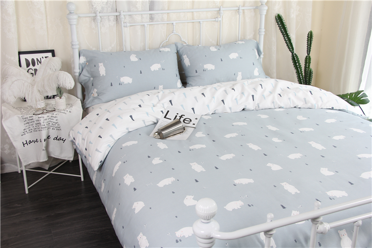 Bông bốn mảnh in đơn giản bông nhỏ chăn tươi tấm trải giường 1,5 m 1,8m Bộ đồ giường ba mảnh - Bộ đồ giường bốn mảnh chăn ga gối forever