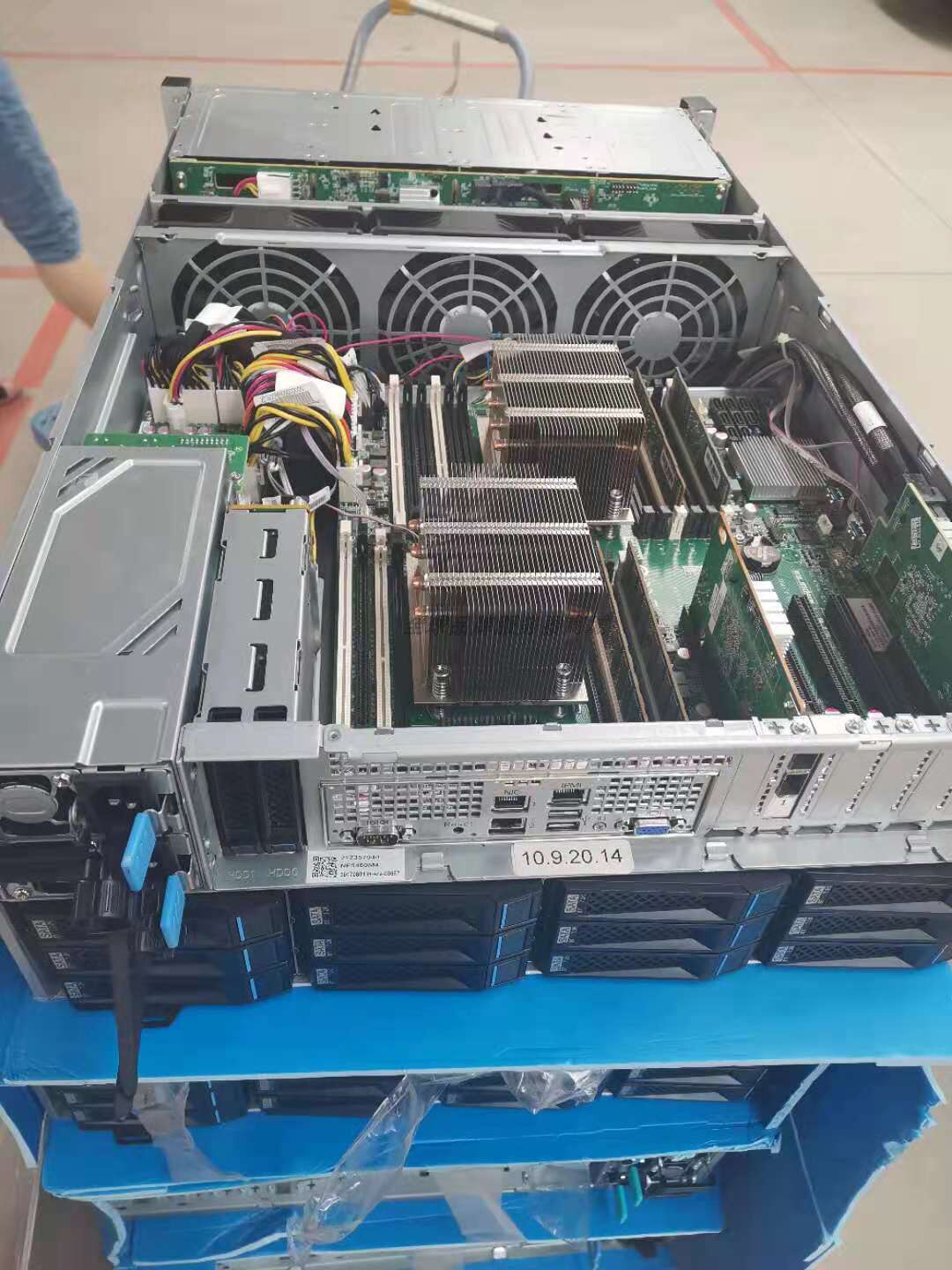 Inspur nf5460m4 4u 36 Тарелка служба Устройство 12 ГБ поддерживать V3 V4 DDR4 хранение P Драйв Фил Inspur / wave