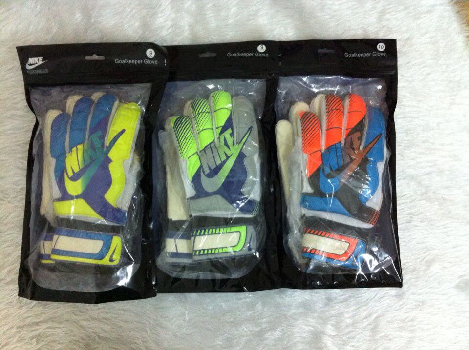 Gants de football - Ref 2595714 Image 13
