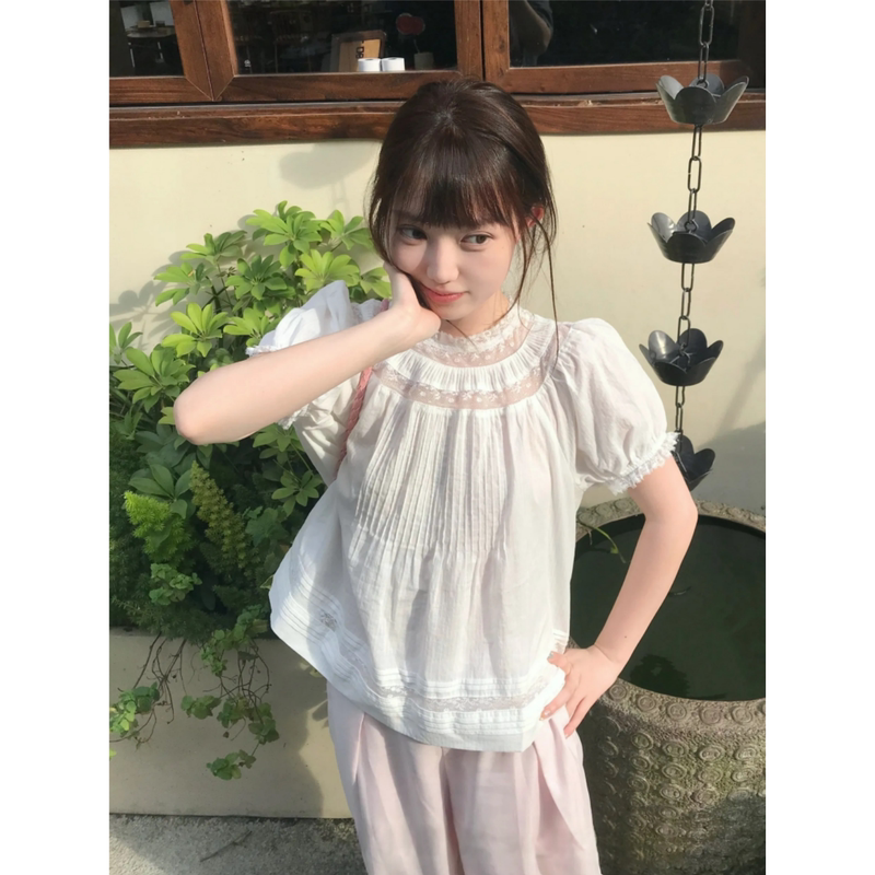 Daisy Bomb Gentle Lace Patchwork Puff Sleeve Shirt for Women, Summer Age-Reducing Tuck Pleat Babydoll Shirt