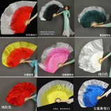 Поклонник танца увеличивает фанат танце