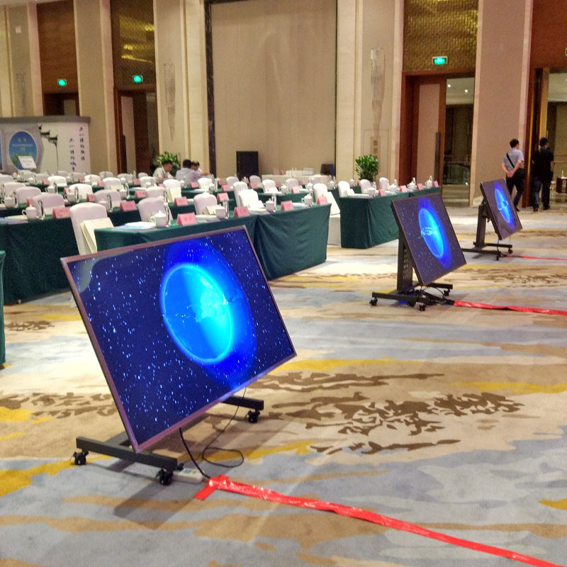 The rostrum looks back at the TV bracket floor-to-ceiling trolley flat inclined 90 large angle conference stage mobile bracket