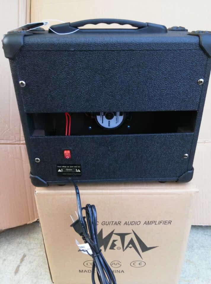 Cửa hàng chính hãng Trung Quốc Metal Metal 10 watt loa guitar điện âm thanh với méo giao diện tai nghe MP3 - Loa loa am thanh hoi truong