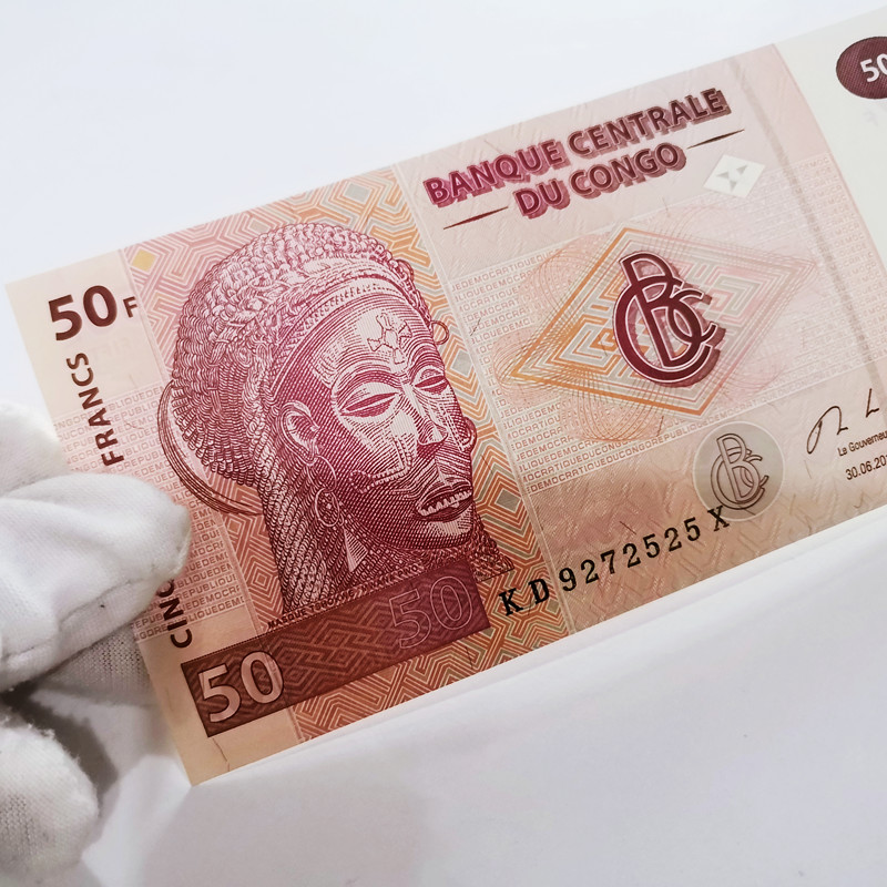 Foreign coin Congo 50-franc note 2013 exquisite engraving of woodcarving mask African foreign currency True Paper Money