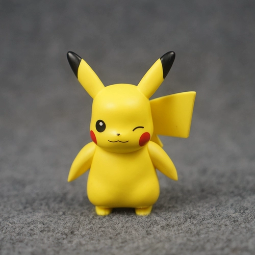Подлинная модель Pikachu Koda Duck Играет украшения милые кукольные подарки вокруг кино