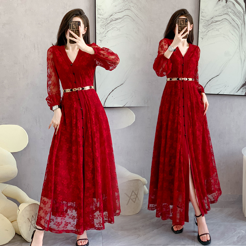 Autumn Clothing, Light and Sophisticated Style, High-End Slimming Red Dress for Women, French Design, Belly-Covering Lace Dress, Long Dress