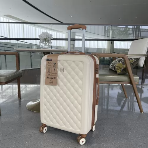 Вместительный и большой сверхлегкий чемодан, 20 дюймов