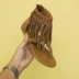 Mùa hè 2019 mới giày da tua rua Giày đế bệt - Sandal Sandal