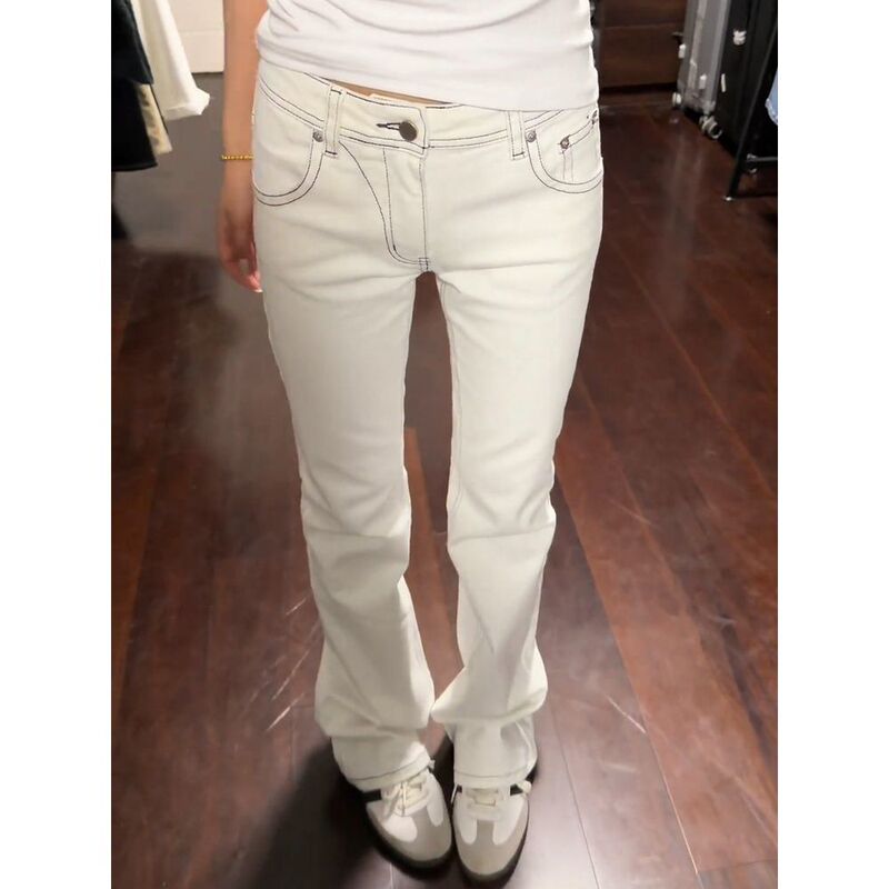 American Retro White Casual Low-Waist Narrow Straight-Leg Jeans for Women, 2026 Summer New Slim-Fit Flared Pants Trend