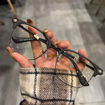 The Kro Element of the Kro Element of the same glasses of the Han - Han edition can be matched with near - visual scatter lenses