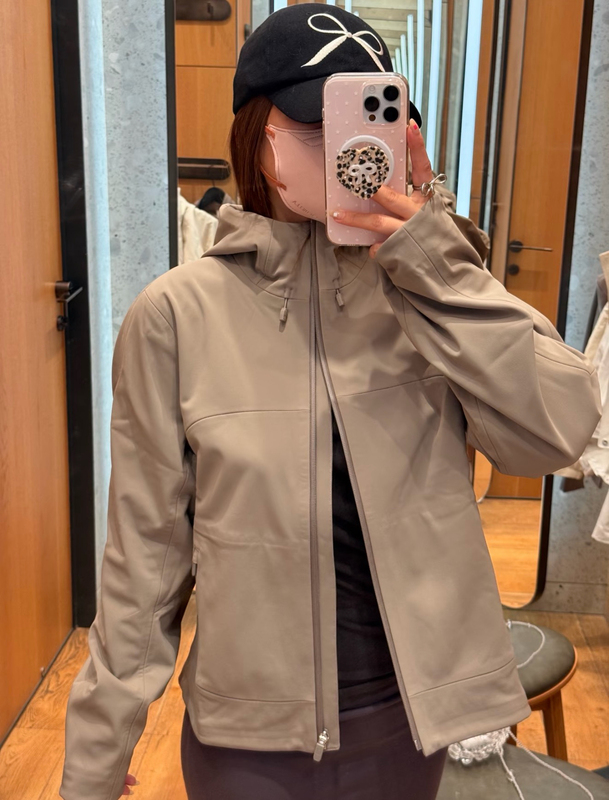 82003 Outdoor Functional Windbreaker Jacket 2026 Autumn New Urban Off-Road Windproof Water-Resistant Jacket Trendy