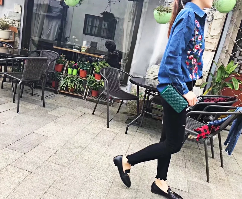 Châu Âu và Hoa Kỳ 2018 xuân mới buông tay áo sơ mi denim dài tay hoang dã áo voan hoa