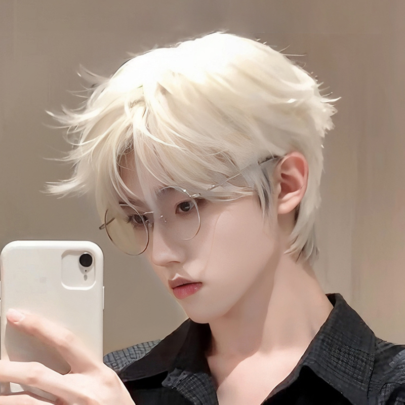 Pure White Wig for Men, Short Hair with a Slightly Layered Style, Korean Style, Handsome and Youthful, Natural and Suitable for Everyday Wear, Full Head Wig