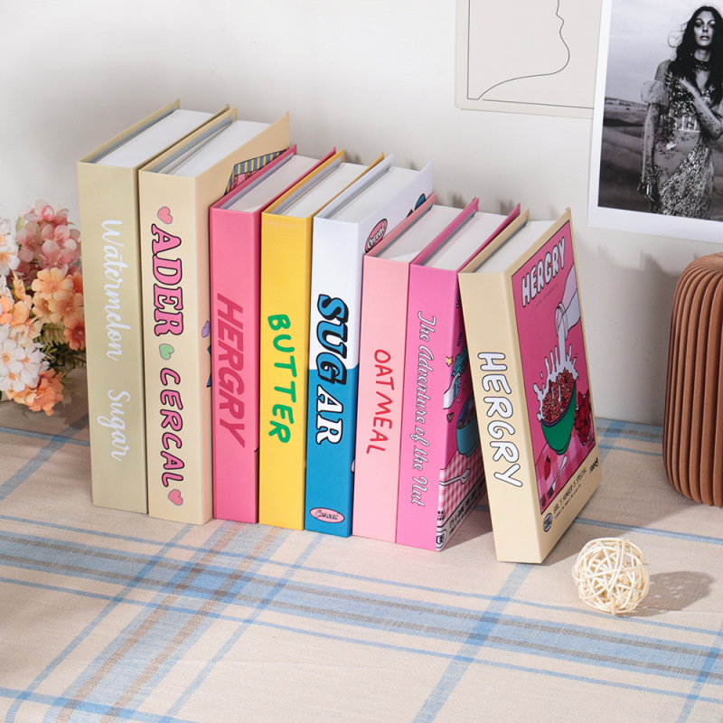 Cute Style Decorative Book Ornaments, Fake Books in Different Sizes, Photography Props, Soft Decoration, Background Decoration, Model Room